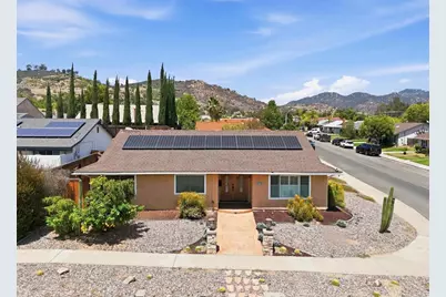 670 N Citrus Avenue, Escondido, CA 92027 - Photo 2