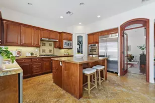 1001 Hawthorne Creek Dr, Chula Vista, CA 91914 - Photo 18
