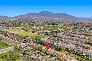 1001 Hawthorne Creek Dr, Chula Vista, CA 91914 - Photo 30