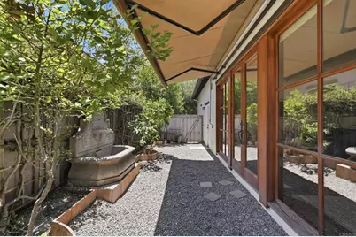 1001 Hawthorne Creek Drive, Chula Vista, CA 91914 - Photo 10
