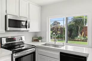1396 Valencia Loop, Chula Vista, CA 91910 - Photo 14