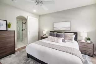 8619 Via Mallorca, La Jolla, CA 92037 - Photo 12