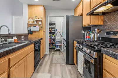 1880 Aubrives Place ##2134, Chula Vista, CA 91913 - Photo 14