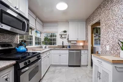 6705 Rolando Knolls Dr, La Mesa, CA 91942 - Photo 10