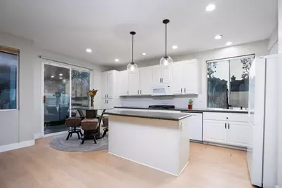2950 W Canyon Ave, San Diego, CA 92123 - Photo 10