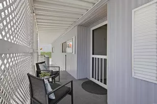 718 Sycamore Ave, Vista, CA 92083 - Photo 2