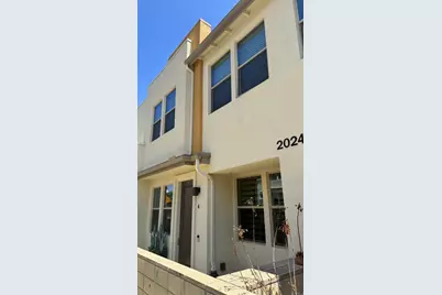 2024 Foxtrot Loop #4, Chula Vista, CA 91915 - Photo 2
