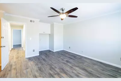1105 Via Trieste, Chula Vista, CA 91911 - Photo 8
