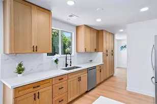 7043 Bobhird Dr, San Diego, CA 92119 - Photo 4