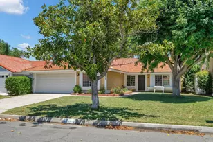 45378 Clubhouse Dr, Temecula, CA 92592 - Photo 4