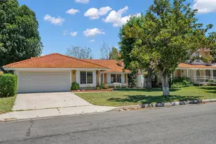 45378 Clubhouse Dr, Temecula, CA 92592 - Photo 2