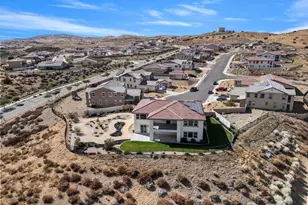 39210 Stallion Dr, Palmdale, CA 93551 - Photo 32