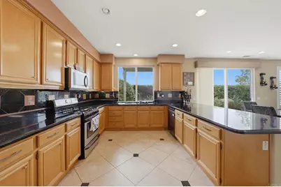 344 Plaza Los Osos, Chula Vista, CA 91914 - Photo 12