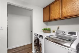 1941 Wellington Ln, Vista, CA 92081 - Photo 8