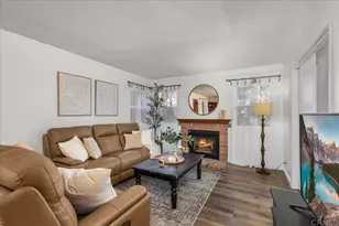 1941 Wellington Ln, Vista, CA 92081 - Photo 2