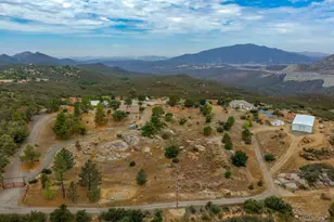 23660 Old Ranch Rd, Alpine, CA 91901 - Photo 32