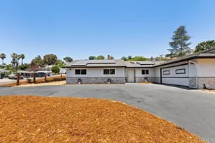 12172 Gay Rio Dr, Lakeside, CA 92040 - Photo 2