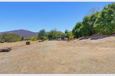 2185 Via Dieguenos, Alpine, CA 91901 - Photo 58