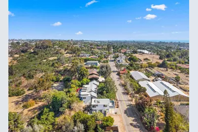1243 Saxony Road, Encinitas, CA 92024 - Photo 6