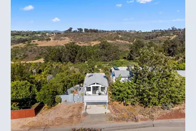 1243 Saxony Road, Encinitas, CA 92024 - Photo 20