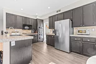 522 Bayona Loop, Chula Vista, CA 91910 - Photo 18