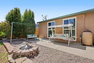 8461 Hudson Dr, San Diego, CA 92119 - Photo 40