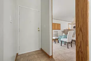 8461 Hudson Dr, San Diego, CA 92119 - Photo 8