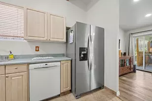 8461 Hudson Dr, San Diego, CA 92119 - Photo 18