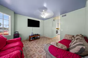 5542 Sun Ln, Bell Gardens, CA 90201 - Photo 6