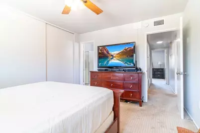 818 E Washington Avenue, Escondido, CA 92025 - Photo 12