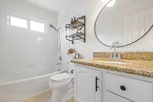 4674 Boxwood Dr, San Diego, CA 92117 - Photo 16