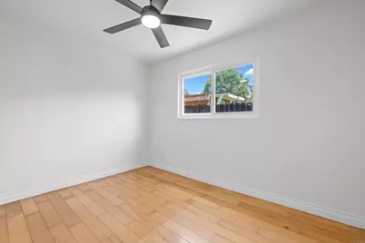 4674 Boxwood Drive, San Diego, CA 92117 - Photo 14