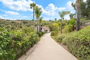 2645 Daisy Ln, Fallbrook, CA 92028 - Photo 16