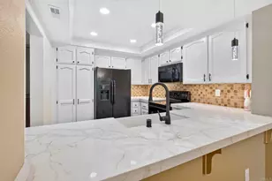 1209 Wren Glen, Escondido, CA 92026 - Photo 2