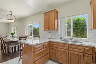 82 Country Club Cir, Chula Vista, CA 91911 - Photo 10