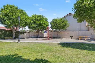 82 Country Club Circle, Chula Vista, CA 91911 - Photo 34