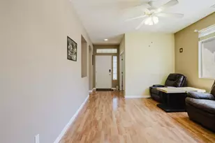 9326 Bennoel Way, Elk Grove, CA 95758 - Photo 38