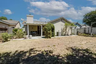 9326 Bennoel Way, Elk Grove, CA 95758 - Photo 4