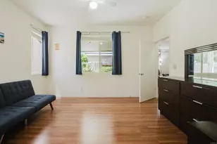 9326 Bennoel Way, Elk Grove, CA 95758 - Photo 10