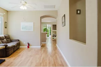 9326 Bennoel Way, Elk Grove, CA 95758 - Photo 34