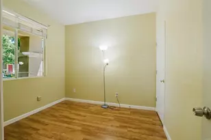 9326 Bennoel Way, Elk Grove, CA 95758 - Photo 32