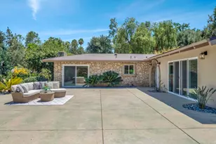 3131 Summit Dr, Escondido, CA 92025 - Photo 4