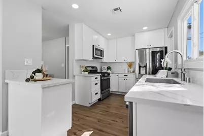 5736 Camber Drive, San Diego, CA 92117 - Photo 16