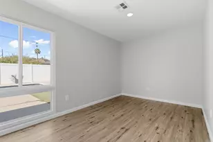5736 Camber Dr, San Diego, CA 92117 - Photo 24
