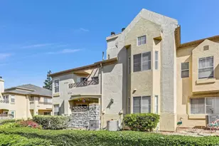2063 Lakeridge Circle 202, Chula Vista, CA 91913 - Photo 2