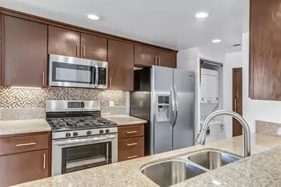 2063 Lakeridge Circle, Chula Vista, CA 91913 - Photo 8
