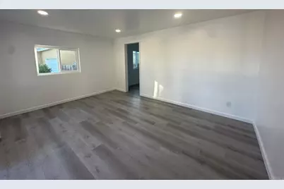742 44 Morrison Street, San Diego, CA 92102 - Photo 4