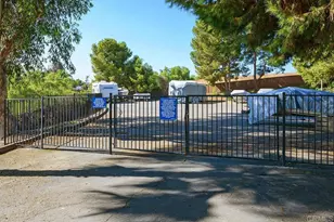 1550 Apache Dr, Chula Vista, CA 91910 - Photo 2