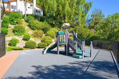 1550 Apache Dr Unit D, Chula Vista, CA 91910 - Photo 4