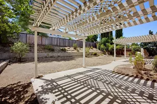 25303 Copperleaf Ct, Murrieta, CA 92563 - Photo 12